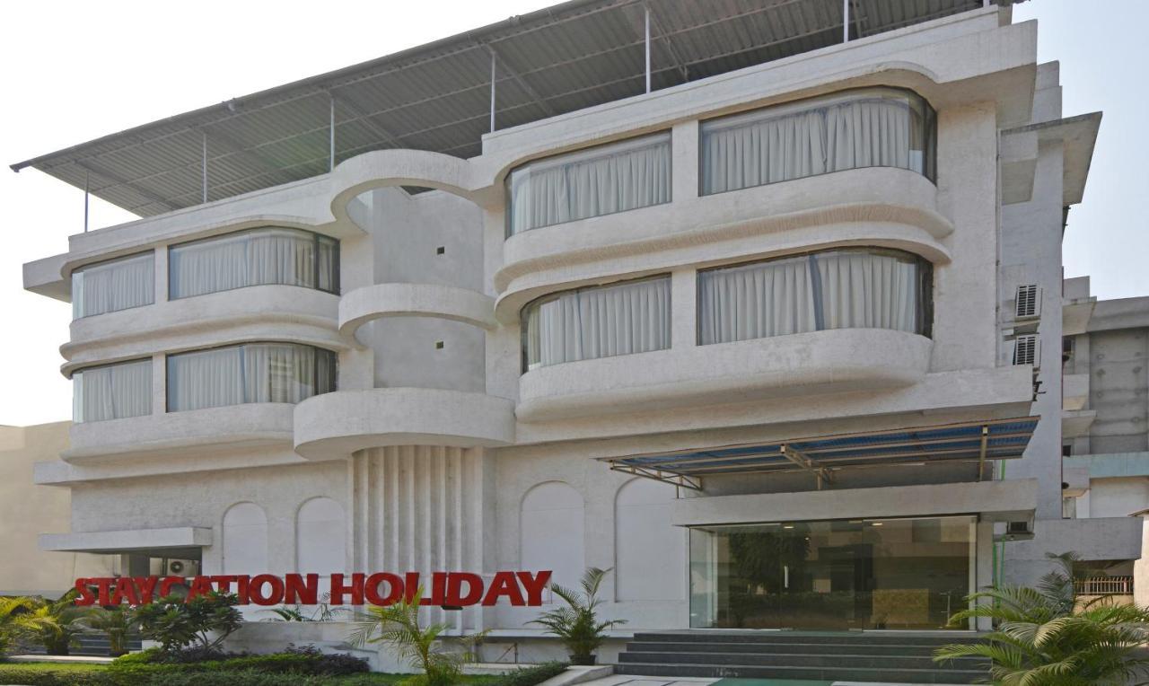 Staycation Holiday Navi Mumbai Exterior foto